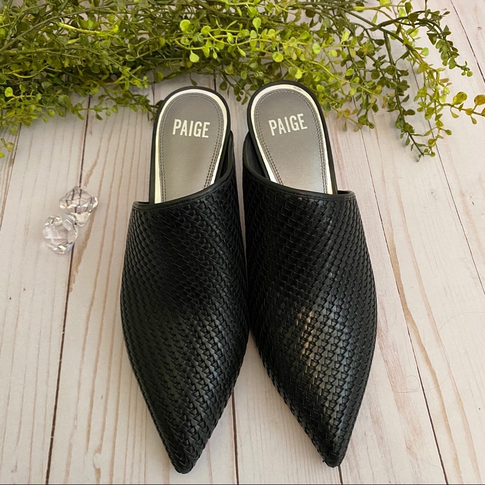 NWOT Paige Epic Asymmetrical Mule in Black - Sz 9